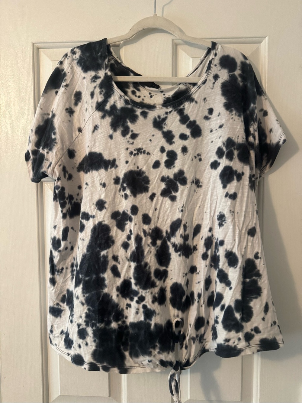 Sanctuary Black & White Tie-Dye Short Sleeve Top